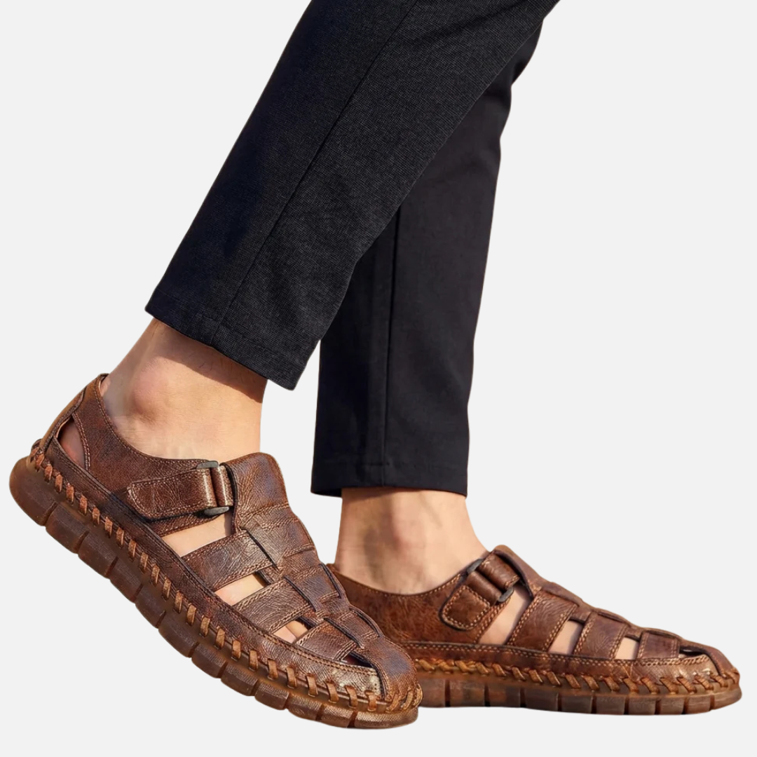 Sandalias ortopédicas abiertas de cuero cosido para hombre
