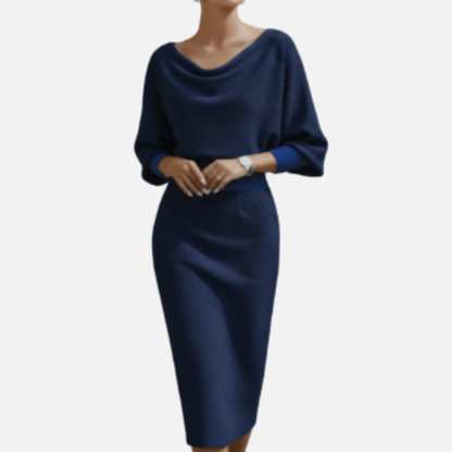 Vestido midi de punto buclé con cuello vuelto y manga murciélago para mujer
