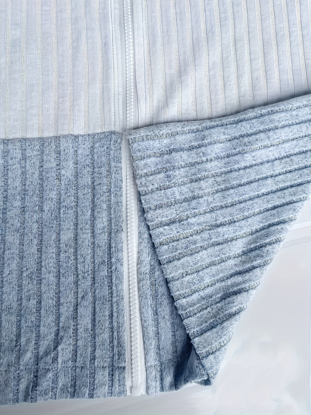 Cecilia | Textured Colour-Block Hooded Jacket 3