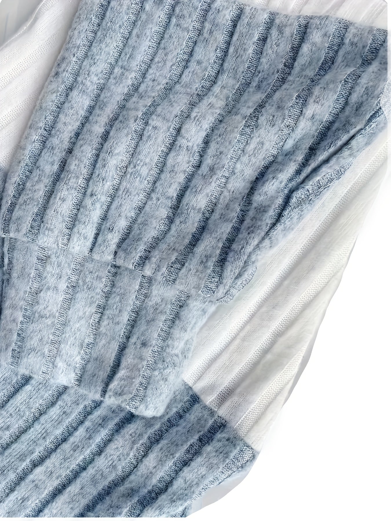Cecilia | Textured Colour-Block Hooded Jacket 4