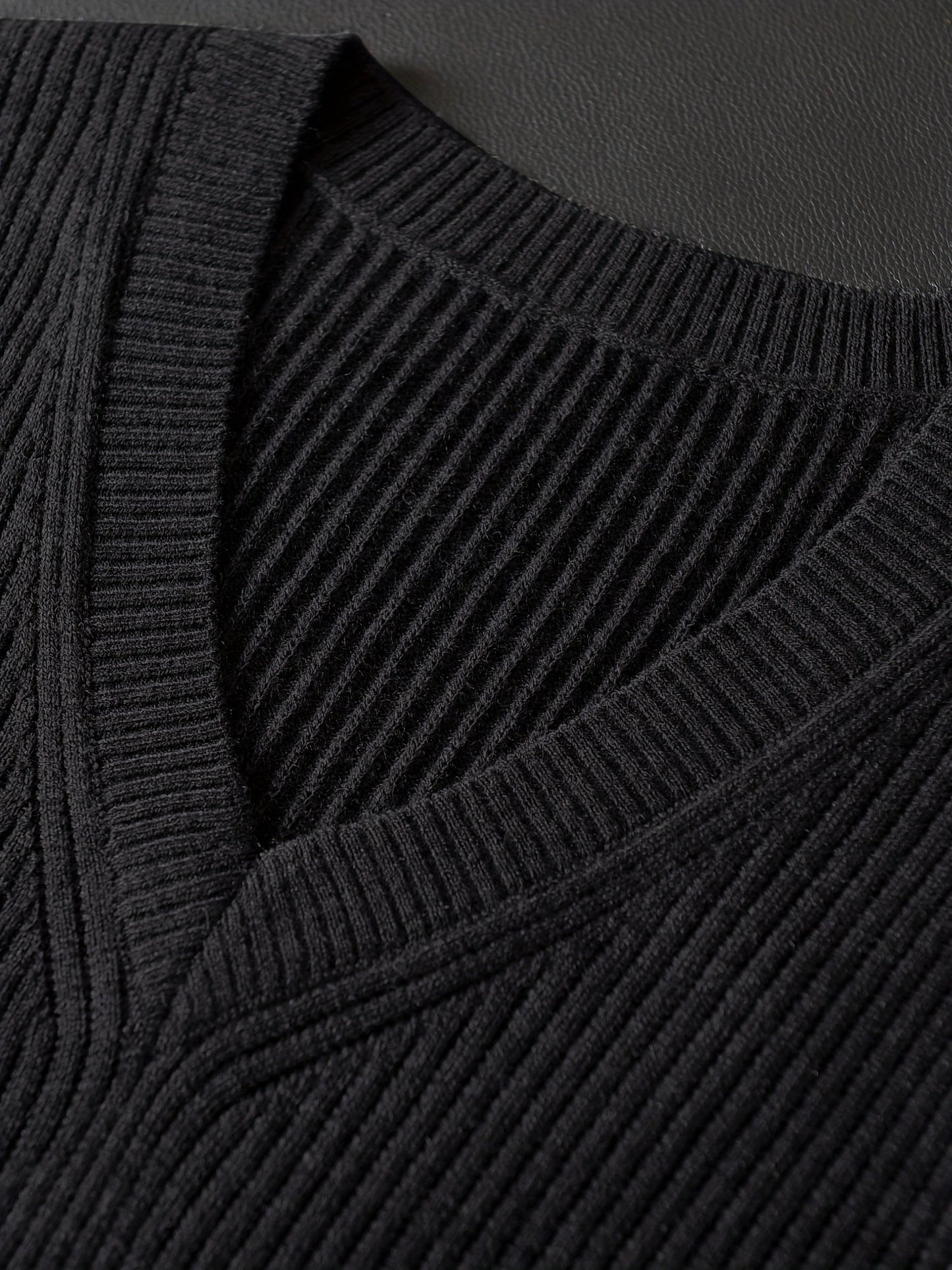 Ellis | Classic V-Neck Sweater Vest 4