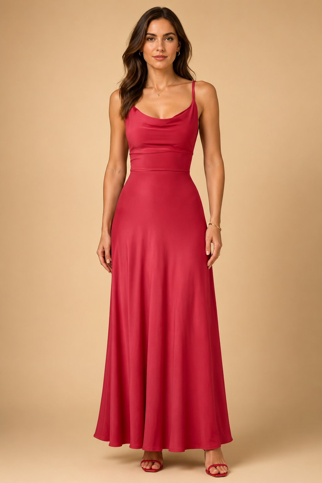 FREYA | Stylish elegance and sustainability in this maxi dress 8