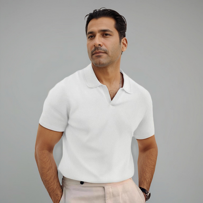 Men's Fine Knit Polo Shirt with Open Collar and Short Sleeves