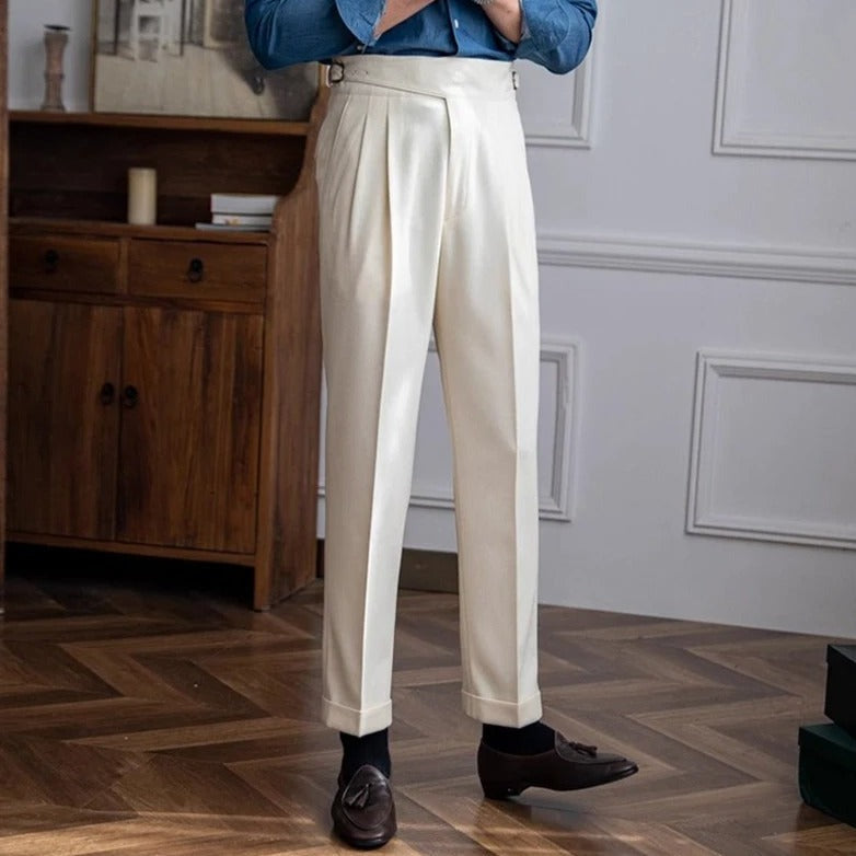 Men's trousers with a high waist and pleats. 0