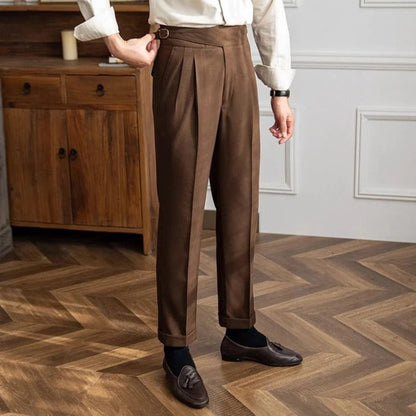 Men's trousers with a high waist and pleats. 5