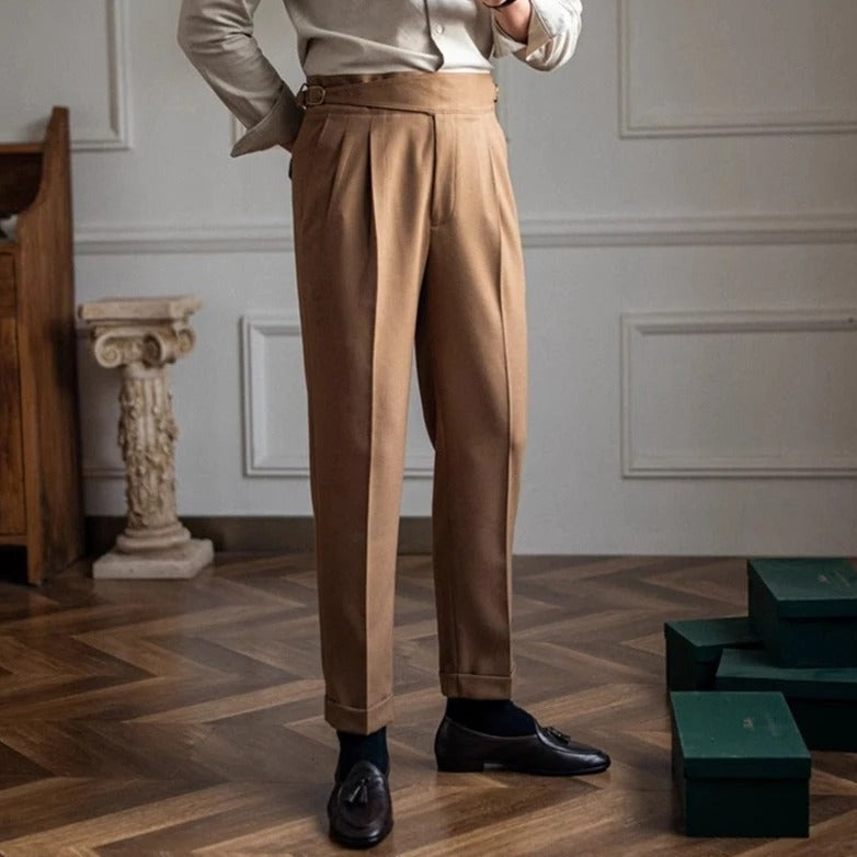 Men's trousers with a high waist and pleats. 6