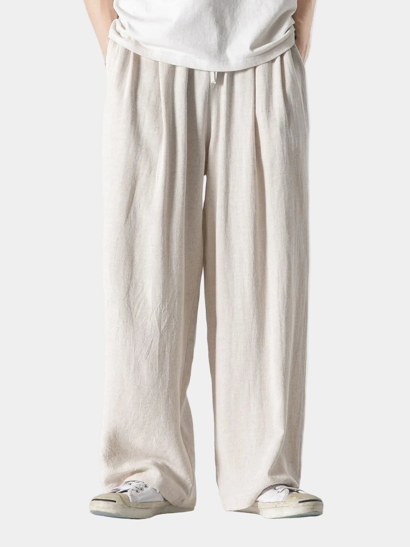 Men's trousers with a wide cut, elasticated waistband and drawstring 5