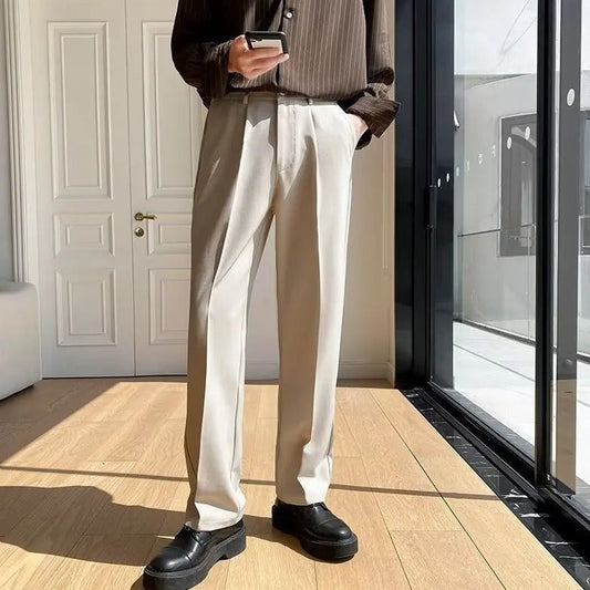 Men's trousers with pleats, belt loops and straight leg 0