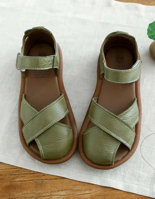 Women's Flat Sandals with Crossover Straps