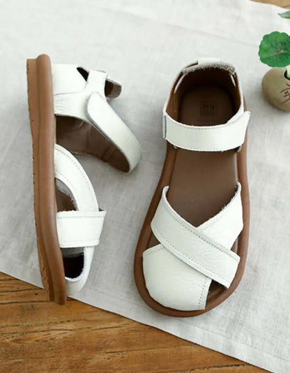 Women's Flat Sandals with Crossover Straps
