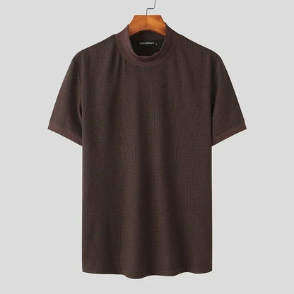 Men's Textured Short Sleeve Mock Neck T-Shirt