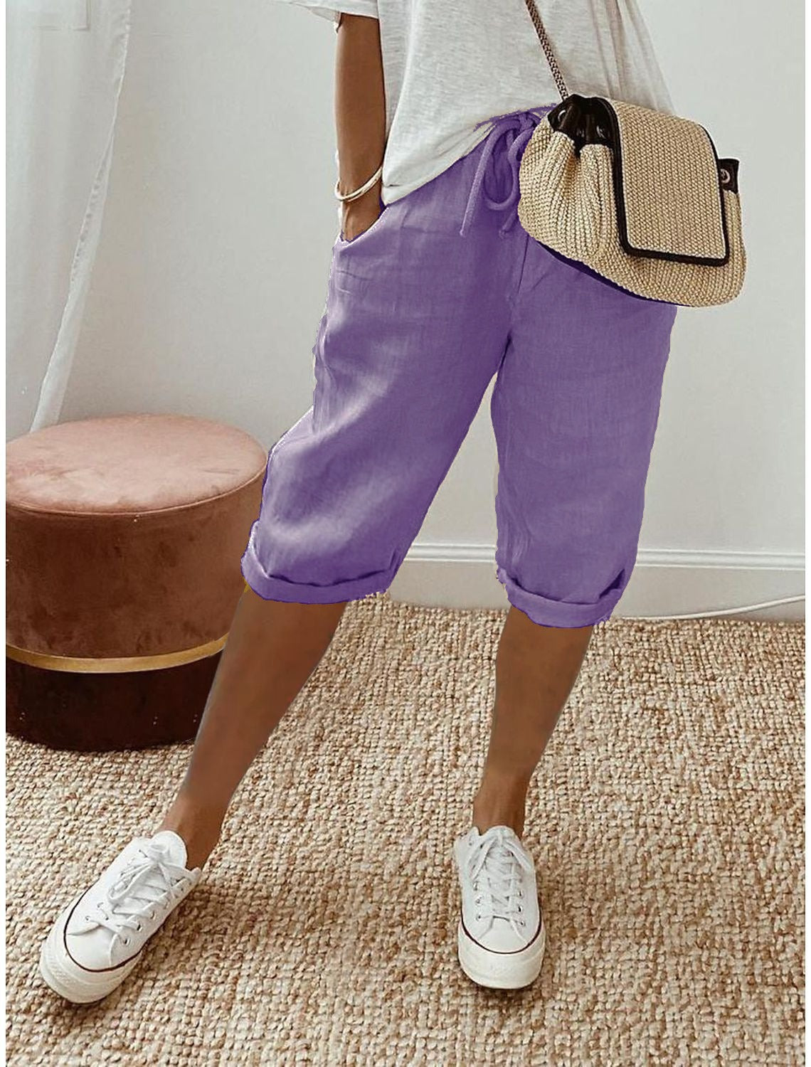 Women's Capri Pants with a Loose Cut for Warm Days - A Fashionable and Comfortable Summer Style 7