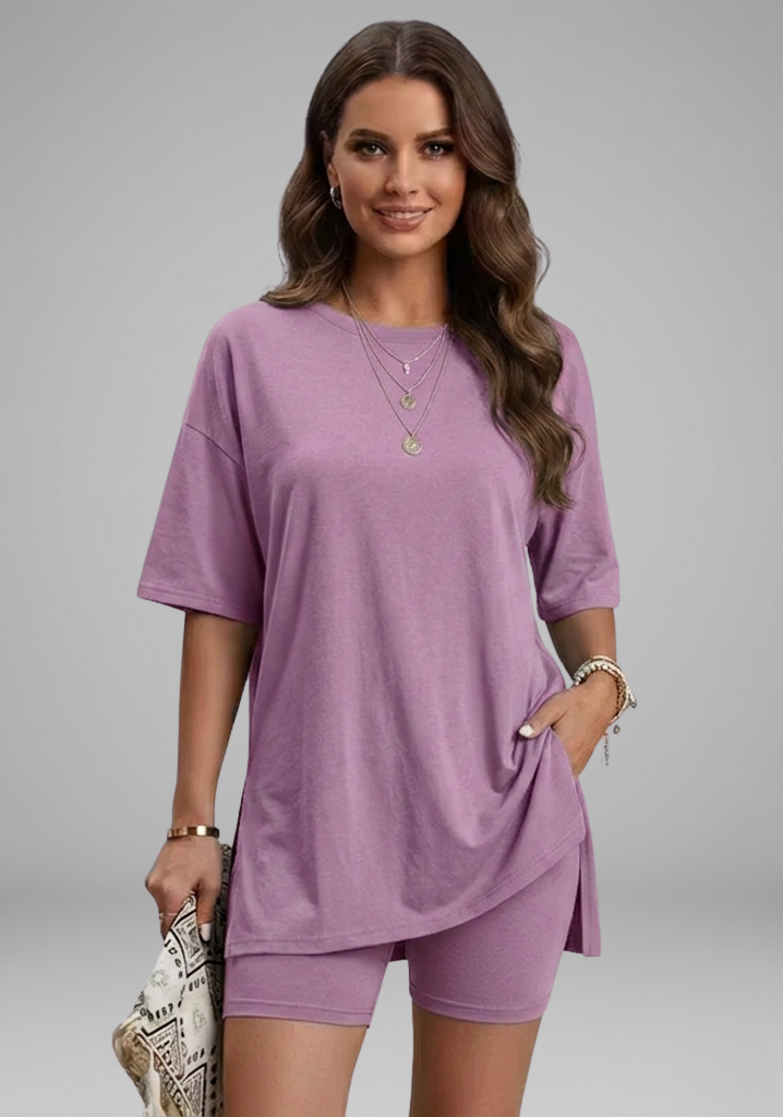 Women’s Casual Two-Piece Set with Oversized Round-Neck Top and Biker Shorts 7
