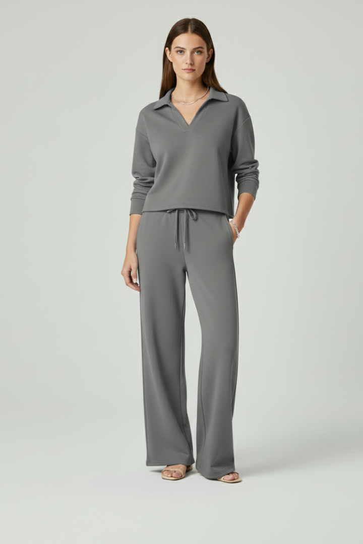Women’s Two-Piece Set with V-Neck Top and Wide-Leg Pants 11