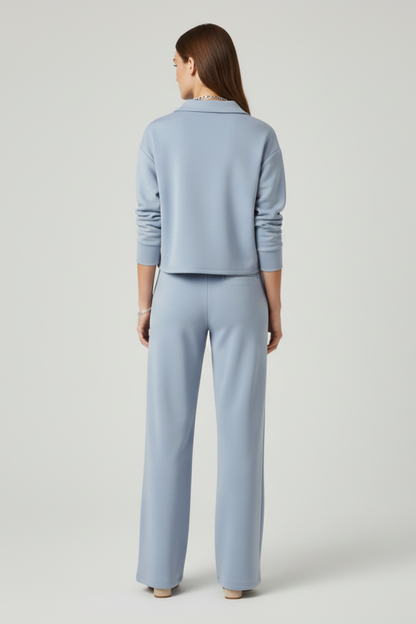Women’s Two-Piece Set with V-Neck Top and Wide-Leg Pants 3