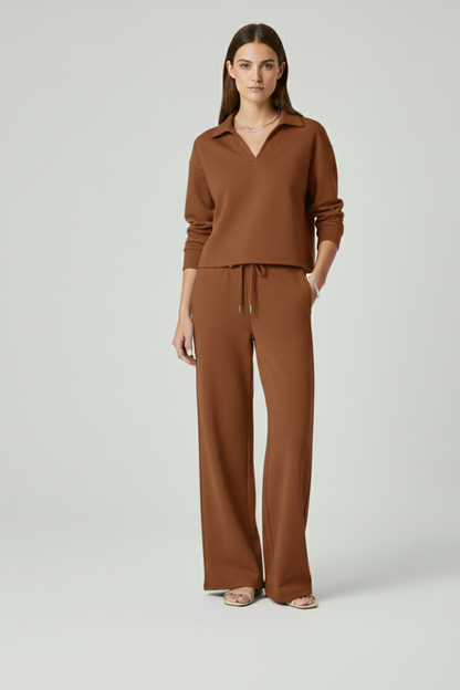 Women’s Two-Piece Set with V-Neck Top and Wide-Leg Pants 7