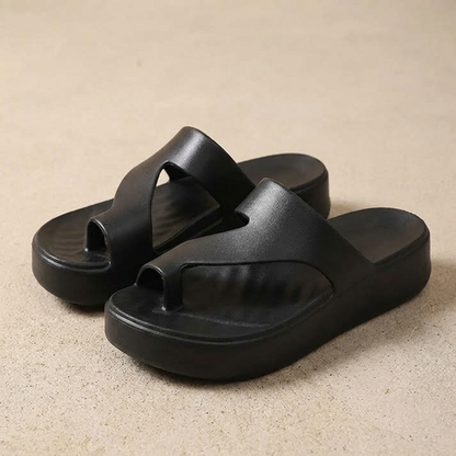 Women's Platform Sandals – Toe Loop, Cushioned Footbed